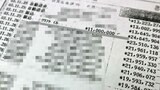 買収された薬局の通帳にはクラフト社から入金のあった事実が残されている（編集部撮影）