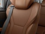 新型ヴェルファイアのディテール（写真：トヨタ自動車）