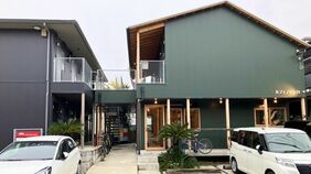 ｢終の住処を求めて｣高齢者が全国から集まる ｢家賃半額の若者が同居する｣アパートのからくり