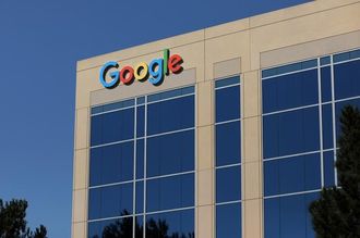 グーグル｢男女の生物的違い｣書いた社員解雇