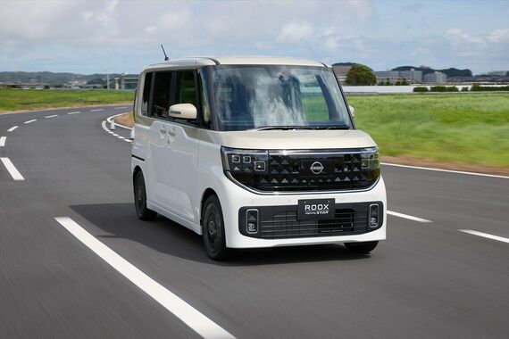 ハイウェイスターは従来のエアロモデルとは趣を異にする(写真:日産自動車)