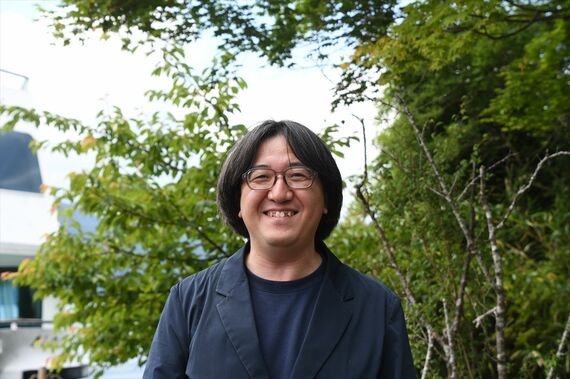 川西康之氏