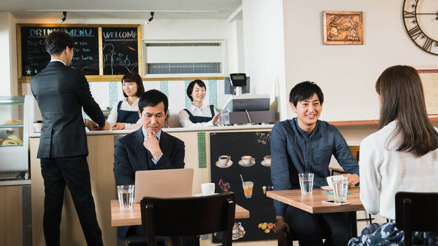 喫茶店でバレる 一生 残念な人 の3欠点 ムーギー キムの 最強の働き方 東洋経済オンライン 経済ニュースの新基準