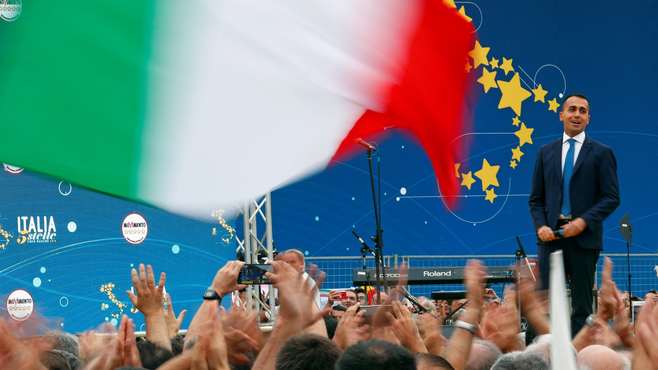 イタリア連立政権｢無責任な政策｣の危険度