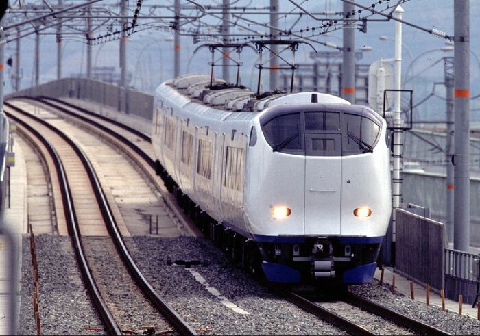 JRの関空アクセス特急「はるか」