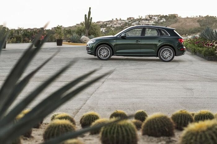 アウディ Q5 3.0 TDI  クワトロ｜Audi Q5 3.0 TDI quattro