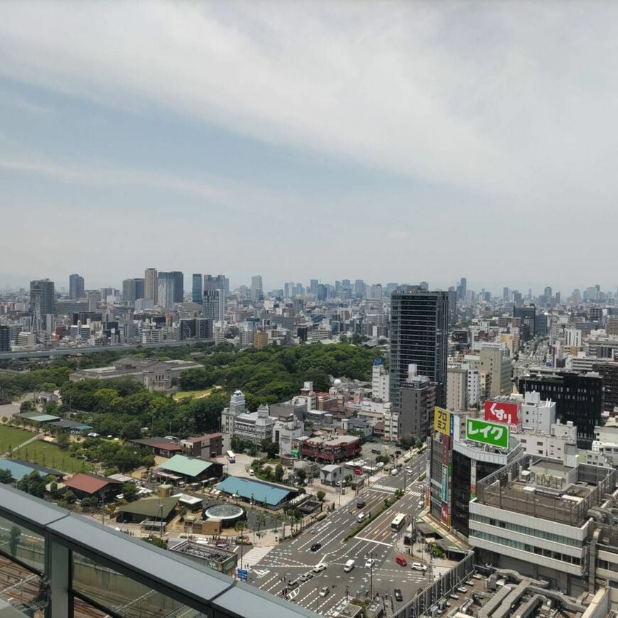 屋外庭園からの良い眺め（著者撮影）