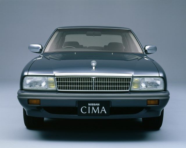 1988年、日産の初代シーマ（写真：日産自動車）