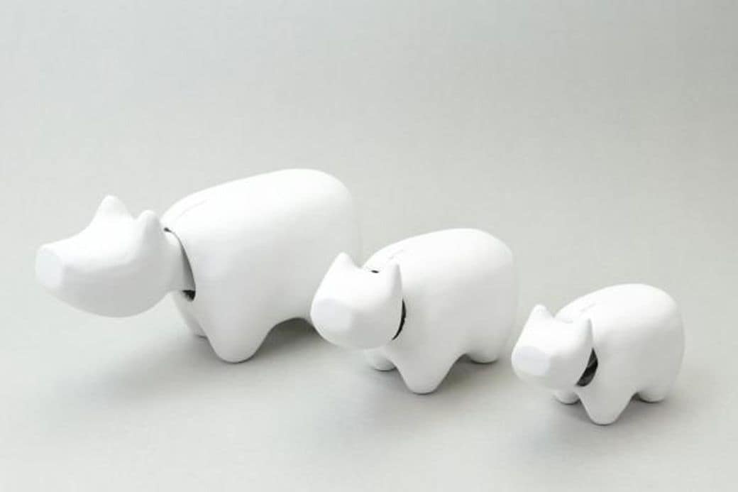 画像 | ヘドバンする衝撃の｢赤べこ｣一体なぜ誕生したか ｢ヘッドホンべ