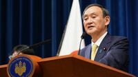 支持率急落､菅首相｢鉄壁ガースー｣戦略の限界 会見はメモ棒読み､紋切り型答弁で説明を回避