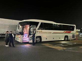寝返りできる？日本初｢寝台夜行バス｣の乗り心地