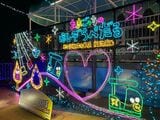 さがみイルミリオンのたまごっちイルミ。ほしぞらぺだるは2025年にできたばかりの大人気アトラクション（筆者撮影）