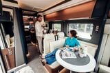 ライカの超高級キャンピングカー「クレオスL5009」（写真：トイファクトリー）