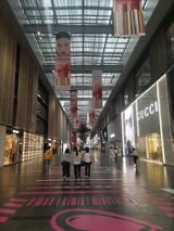 おしゃれなショッピングモールもあった（筆者撮影）