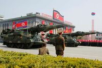 北朝鮮､米空母カール･ビンソンの派遣を非難 ｢核戦争計画する者の危険行為だ｣