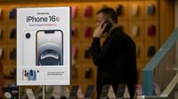 トランプ怒らせたアップルにiPhone関税の脅威
