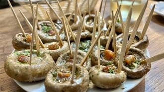 50代日本人が"スペイン"で5軒｢ハシゴ酒｣の至福