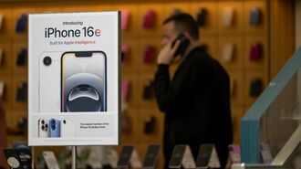 トランプ怒らせたアップルにiPhone関税の脅威