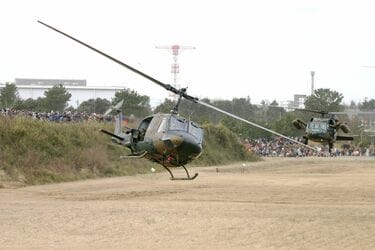 川崎重工は｢世界のヘリメーカー｣になれるか UH-Xが日本のヘリ産業の