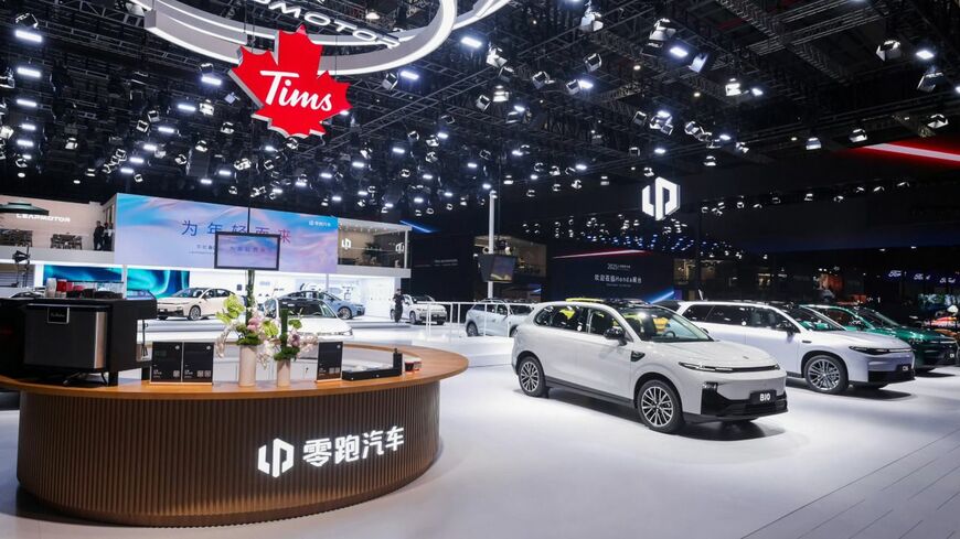 ステランティスは零跑汽車との合弁会社の経営権を握り、グローバル展開を加速している。写真は上海モーターショーの零跑汽車の展示ブース（ステランティスのウェブサイトより）