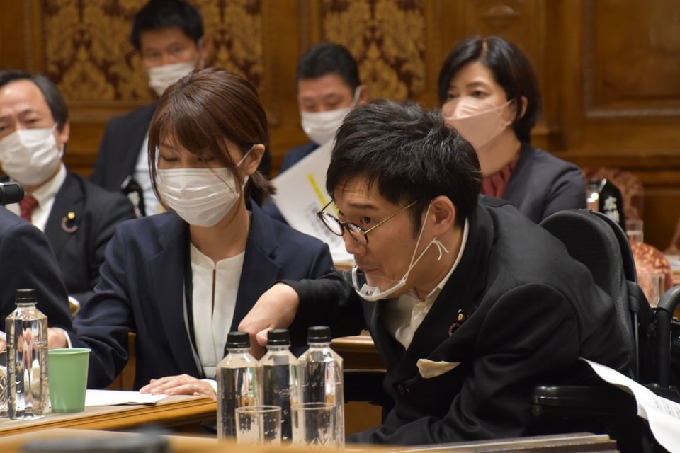 天畠大輔議員