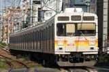 西武鉄道が導入する東急電鉄の9000系（記者撮影）