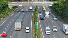 クルマの窓を割る強風に痛ましいバス事故…｢長大な渋滞｣は少なくても｢今年の大型連休｣が残した多くの課題
