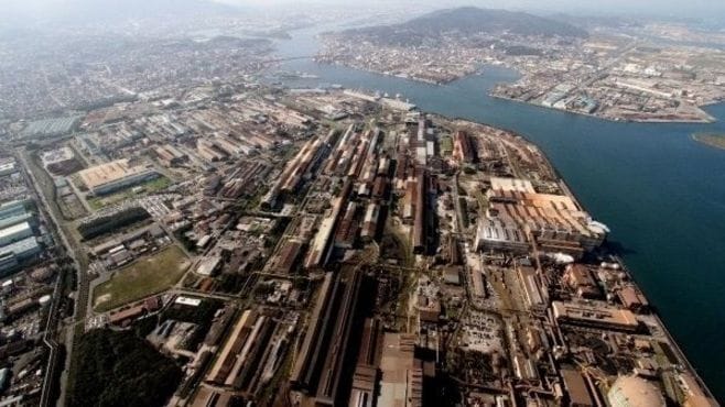 新日鉄住金､機密漏洩の元社員が解決金払う