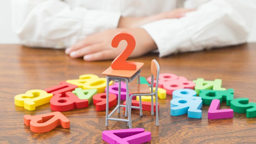 「身近で使われている算数」の例を3つご紹介します（写真：SoutaBank／PIXTA）