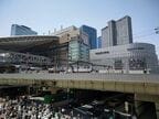 右はヨドバシカメラとホテル阪急レスパイア大阪