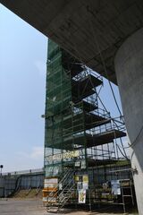 リニア中央新幹線常永川橋梁の仮設階段（記者撮影）