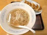 「素ラーメン（しお）」と「焼餃子」
