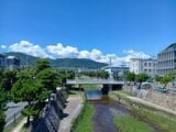 著者がウーバーで活動する、兵庫県芦屋市の夏風景（著者撮影）