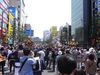 神田祭で賑わう中央通り