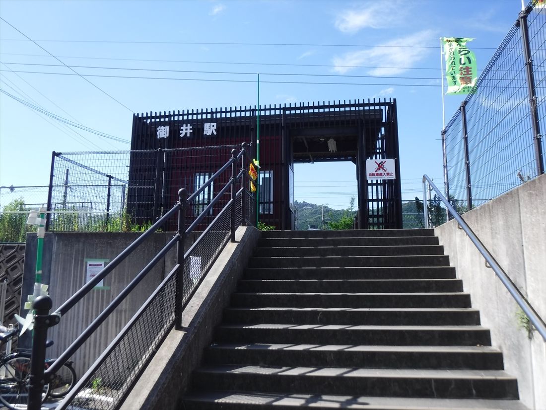 久大本線の御井駅（福岡県久留米市）（筆者撮影）