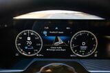 インフィニティのフラッグシップSUV「QX80」（写真：平野 陽）