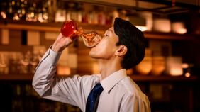 ｢飲みづらい｣グラス開発､飲み放題ではなくチケット制——《ヤッホーが仕掛ける"適正飲酒"》ビールメーカーがなぜ？