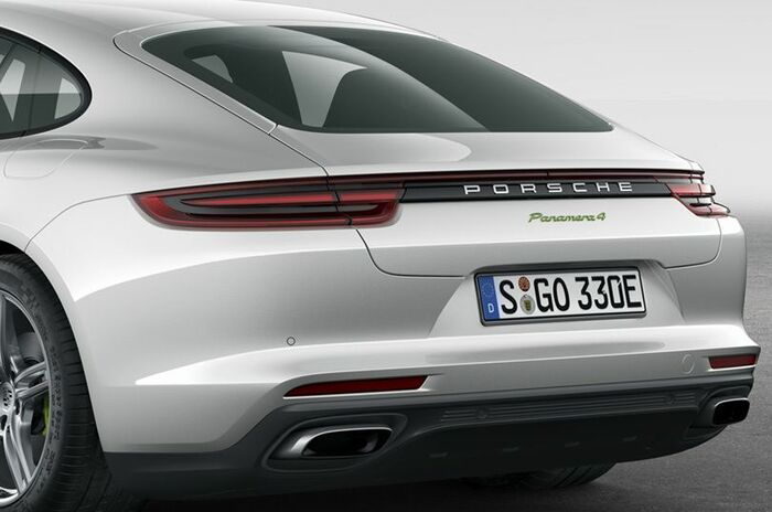 ポルシェ パナメーラ 4 E-ハイブリッド｜Porsche Panamera 4 E-Hybrid