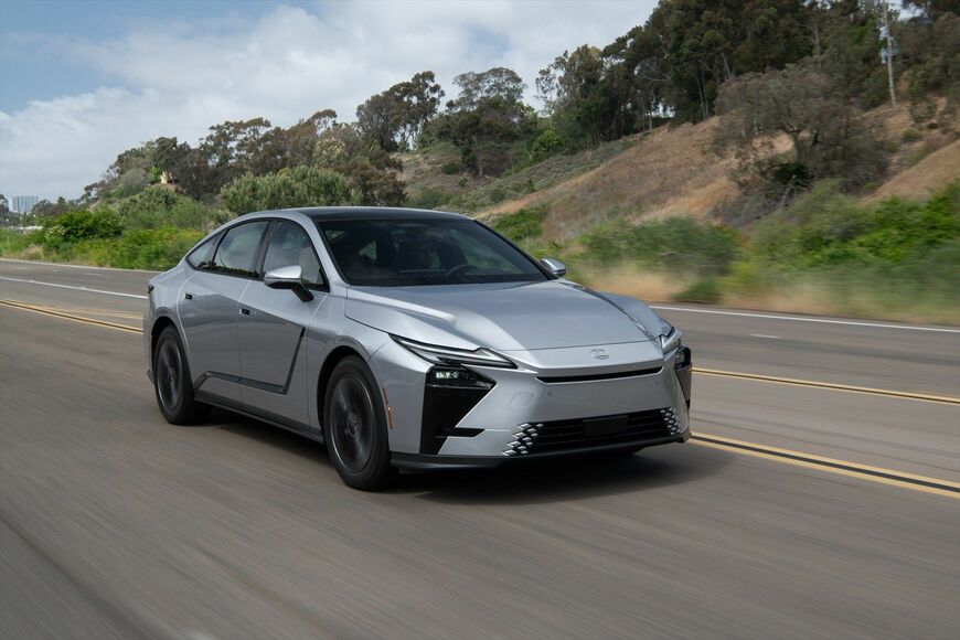レクサス ES350h Premium（写真：LEXUS）