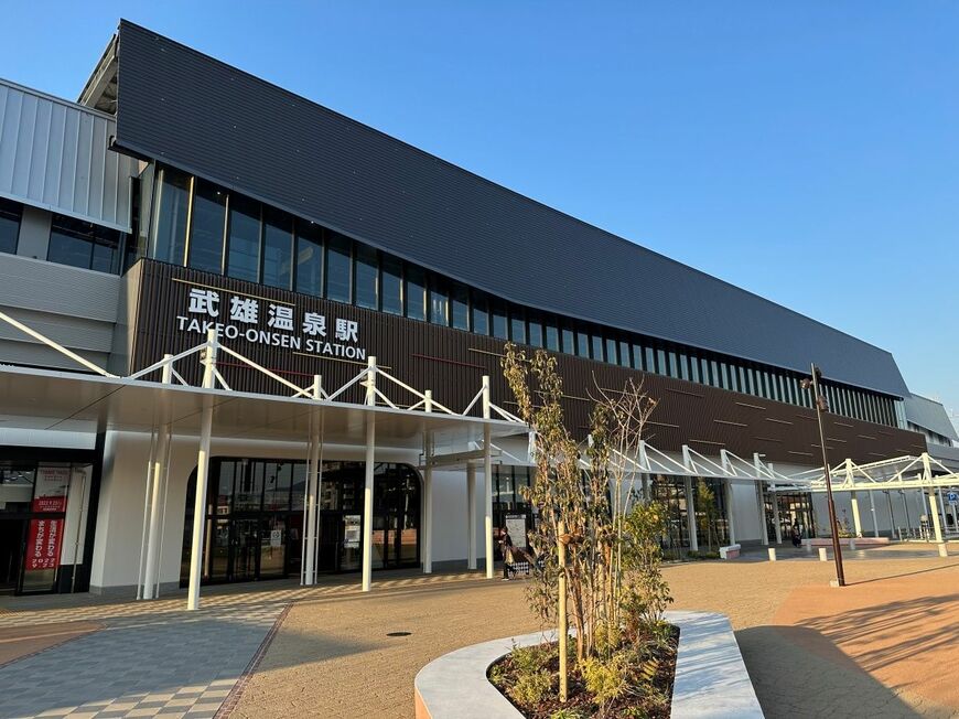 武雄温泉駅外観