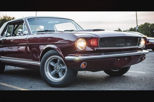 アメリカでスペシャリティカーの元祖となるマスタング