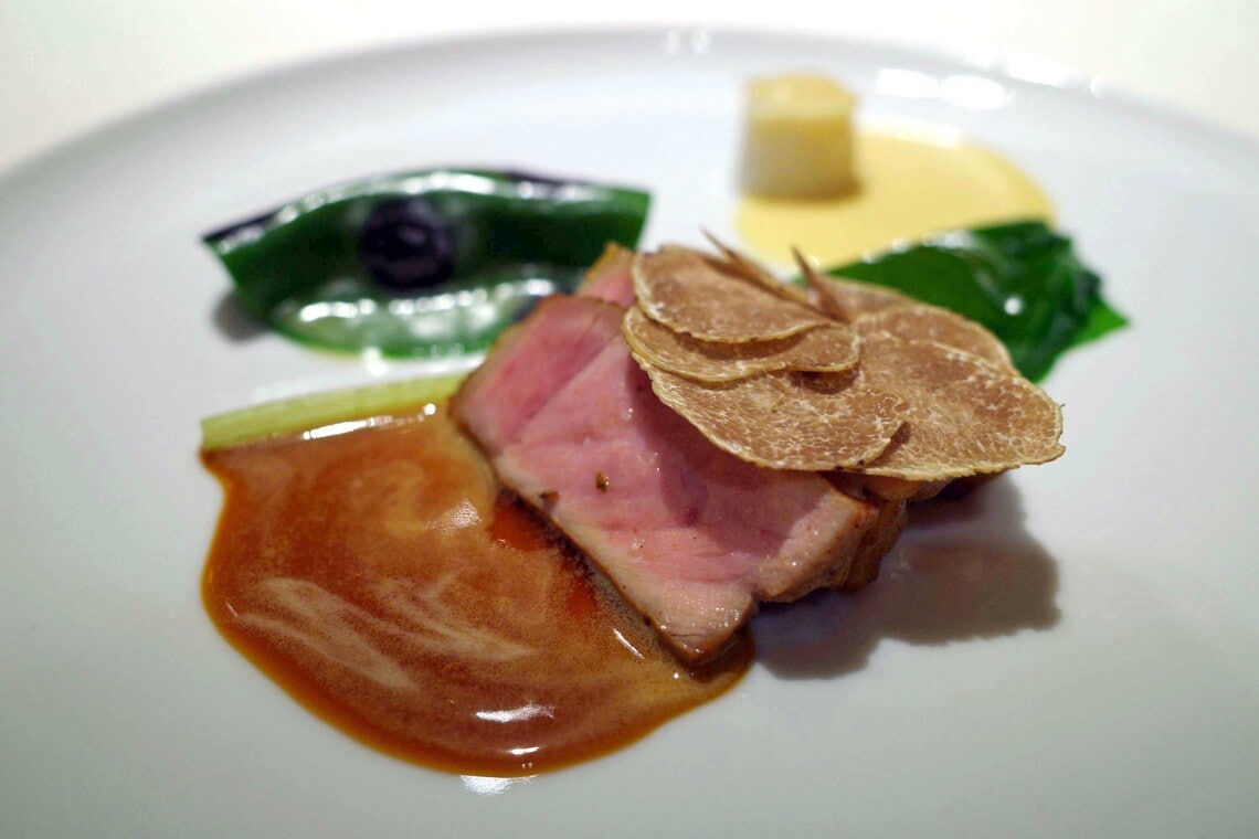 フレンチレストラン「ロオジエ」のコース（写真：筆者撮影）