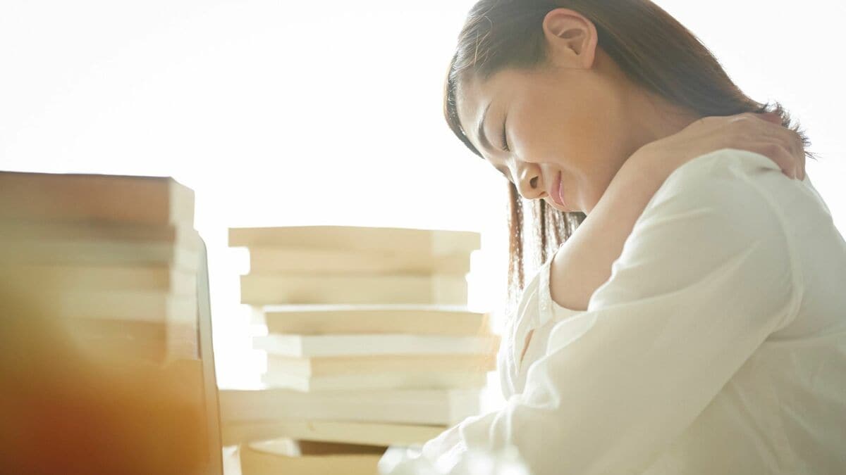 寝る前の簡単ストレッチで睡眠は劇的に改善する