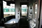 乗務員室の運転席と反対側