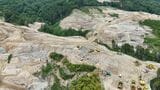 奈良県平群町のメガソーラー建設現場。6月2日にドローンにより撮影された（提供：平群のメガソーラーを考える会）