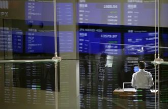 日経平均は小幅続落､先物主導で荒い値動き