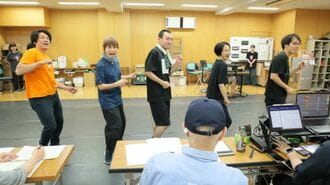 老舗企業｢リンレイ｣の社史､なぜミュージカル？