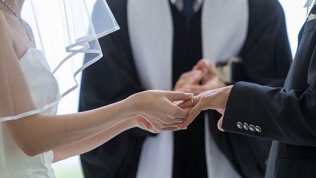 結婚式の 外国人神父 知られざる驚愕の真実 家庭 東洋経済オンライン 社会をよくする経済ニュース