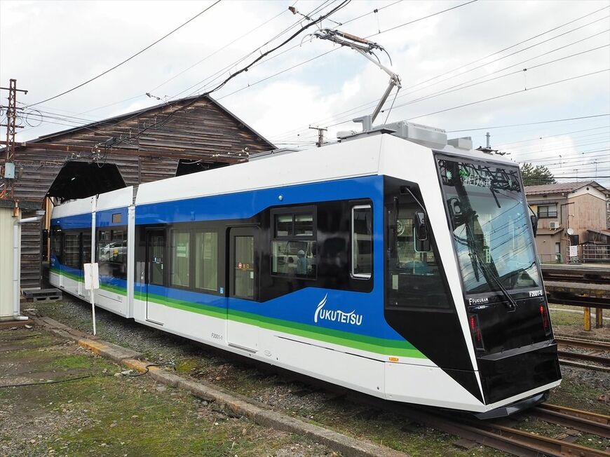 福井鉄道で5編成目の低床車両だ（記者撮影）