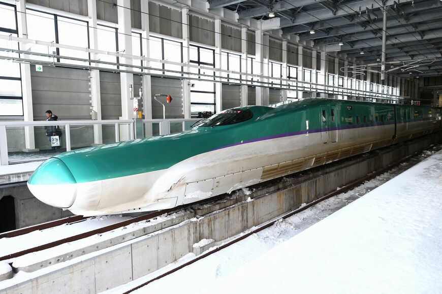 2016年3月に新青森―新函館北斗間が開業した北海道新幹線。開業直前の様子（撮影：尾形文繁）